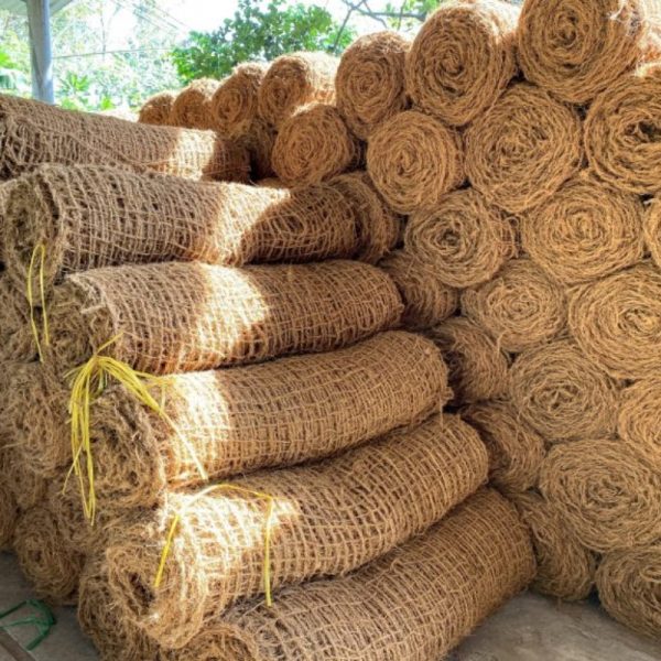 Coir woven mesh